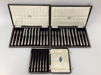 Lot 34 - A Six Setting of Hallmarked Silver Handled...