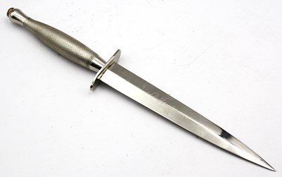 Lot 425 - Fairbairn Sykes Style Collectors Fighting...