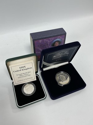 Lot 570 - 2000 Royal Mint Queen Mother Centenary Year...