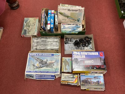 Lot 429 - Twelve plastic model military aircraft and...