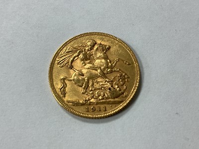 Lot 628 - 1911 George V Gold Sovereign.
