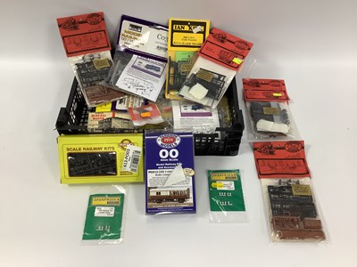 Lot 471 - Approximately Twelve 'OO' Gauge Rolling Stock...