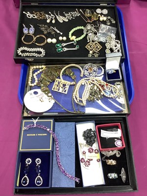Lot 261 - A Collection of Assorted Costume Jewellery,...