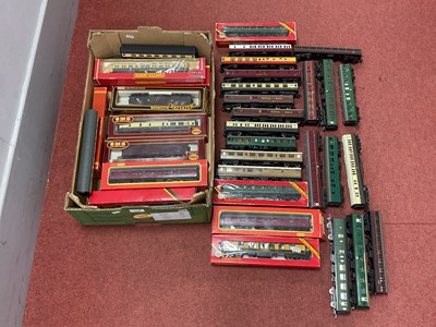 Lot 333 - Approximately Thirty Steam Era 'OO' Gauge...