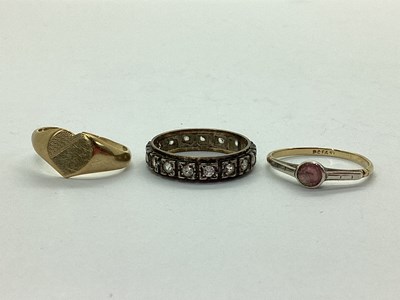 Lot 67 - A Vintage Dainty Single Stone Dress Ring,...