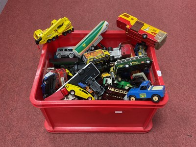 Lot 413 - A quantity of diecast model vehicles by Corgi,...