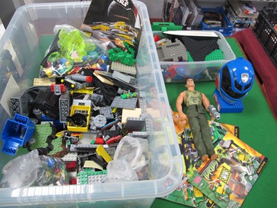 Lot 369 - A collection of predominantly loose Mega Bloks...