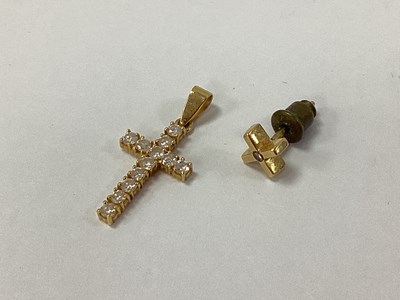 Lot 107 - An 18ct Gold Diamond Set Cross Pendant, claw...