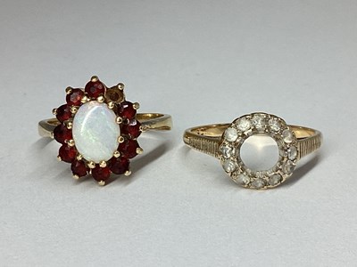 Lot 59 - A 9ct Gold Cluster Ring, of flowerhead design,...