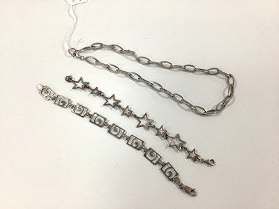 Lot 222 - A Hallmarked Silver Fancy Oval Link Chain,...