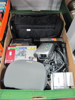 Lot 1020 - Camcorders, including bagged JVC GR-AX35 with...