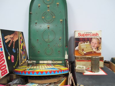Lot 1043 - A Quantity of Mid XX Century Games and Cards,...