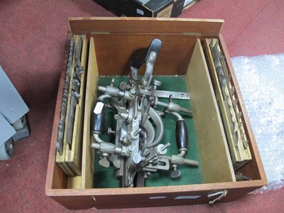 Lot 1037 - Wooden cased vintage Stanley No.55 combination...