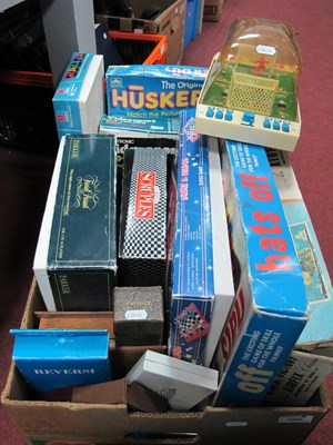 Lot 1092 - Quantity of Vintage Toys and Board Games,...