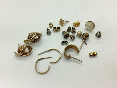 Lot 112 - A Collection of Assorted Odd Earrings and...