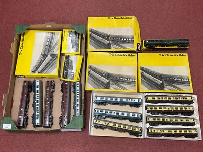 Lot 335 - Approximately fifteen Trix 3.8mm scale British...