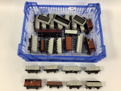 Lot 446 - Approximately Twenty-Eight Kit-Built 'OO'...