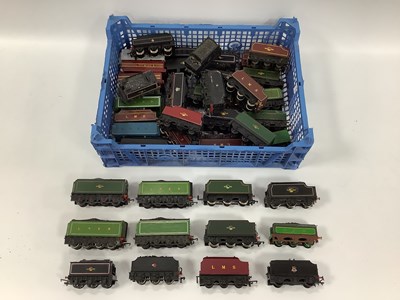 Lot 356 - Approximately Thirty 'OO' Gauge Steam...