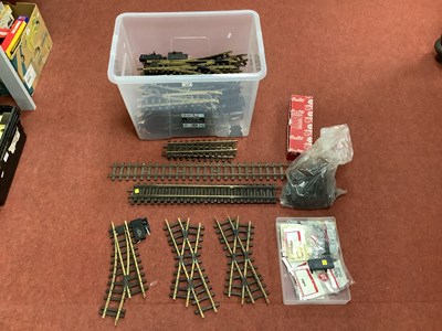 Lot 384 - Approximately Twenty-Five 'G' Gauge Points,...