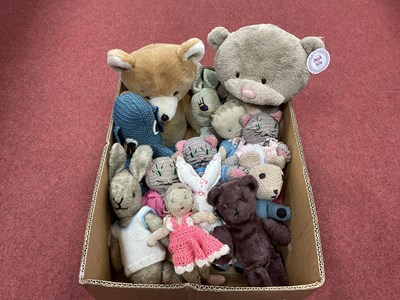 Lot 852 - A Quantity of Modern Soft Toys, by Li-Lo and...