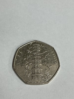 Lot 595 - 2009 Kew Gardens 50p Coin, circulated.