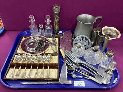 Lot 172 - A Victorian Hallmarked Silver Pepperette,...