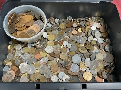 Lot 417 - Large Collection Of Circulated GB And World...