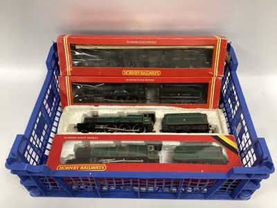 Lot 523 - Four Hornby 00 gauge GWR locomotives: a boxed "...
