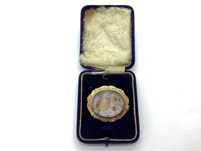 Lot 116 - A Victorian Hairwork Mourning Style Brooch,...
