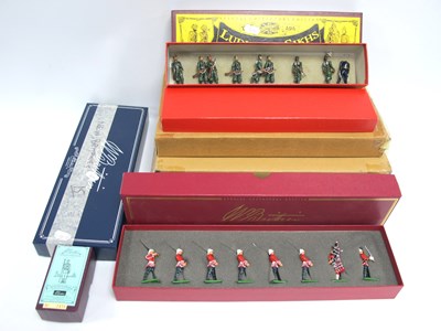 Lot 368 - Britiains Handpainted Metal Toy Soldiers 'Band...