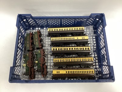 Lot 530 - Two Triang 'OO' Gauge "Lord of the Isles"...