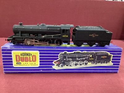 Lot 854 - A Boxed Hornby-Dublo Three-Rail 'OO' Gauge 8F...