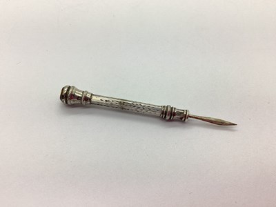 Lot 16 - An Antique Sliding Toothpick, with inset finial.
