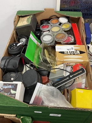 Lot 1046 - Camera accessories, including lens (Olympus...