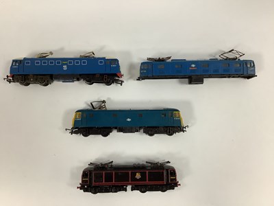 Lot 603 - Two Triang 00 gauge AL1 (Class 81) electric...