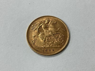 Lot 626 - 1909 Edward VII Gold Half Sovereign.