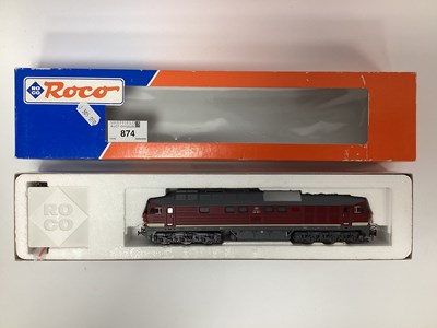Lot 874 - A Boxed HO Gauge Roco DR (Deutsche Reichsbahn...