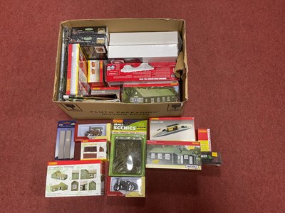Lot 316 - A Large Box of Mainly Boxed Hornby, Bachmann...