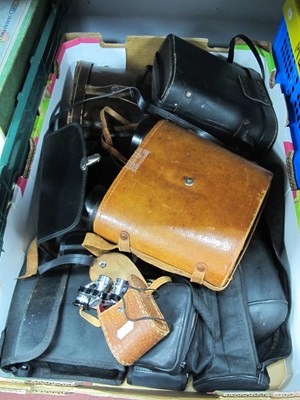 Lot 1073 - Binoculars, to include Regent 10x50, Falcon...