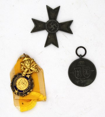 Lot 658 - WWII Spanish Blue Division Volunteer Medal,...