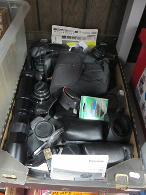 Lot 1082 - Lumix G1 Camera, Pentax K1000 camera, Olympus...