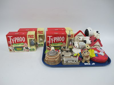 Lot 1409 - Lilliput Lane 'Royal Albert Hall', 'Nelson's...