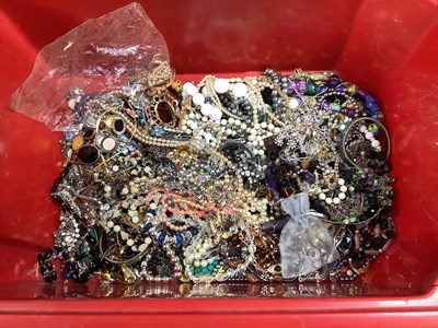 Lot 227 - A Mixed Lot of Assorted Costume Jewellery,...