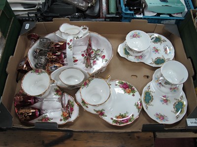 Lot 1118 - Royal Albert 'Old Country Roses' T.V. Cup and...