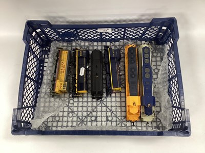 Lot 463 - Six 'HO' Gauge U.S.A. Outline Unboxed Diesel...