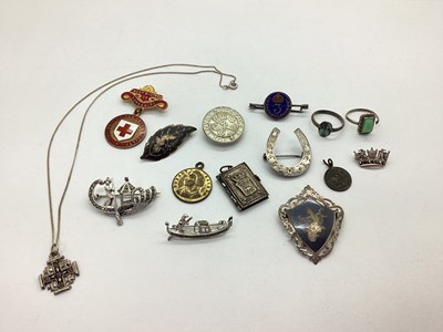 Lot 129 - A Victorian Hallmarked Silver Horseshoe Brooch,...