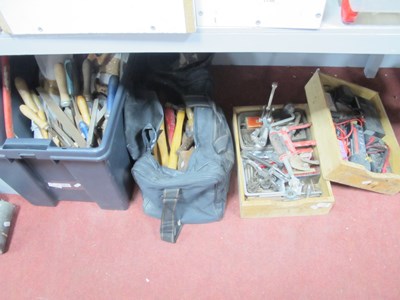 Lot 1154 - Rasps, Files,Woodworkers saws, hammers,...