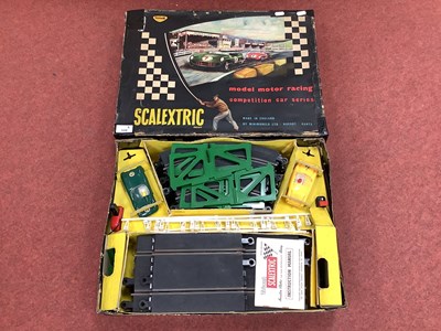 Lot 558 - A 1960s Triang Scalextric set No. CM. 33,...