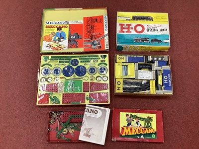 Lot 641 - Two Meccano sets 1950s / 1960s (unchecked),...