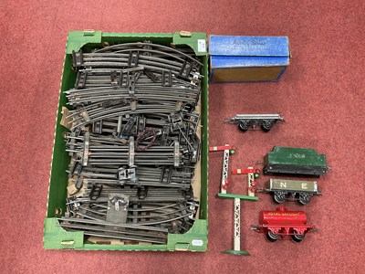 Lot 416 - A quantity of Hornby 'O' gauge 3-rail track, a...